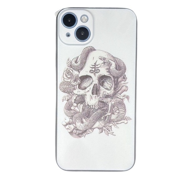Unleash the Magic:Unveiling the Enchanting Snake Skull Roses iPhone 14 Plus Case - Picture 5 of 5